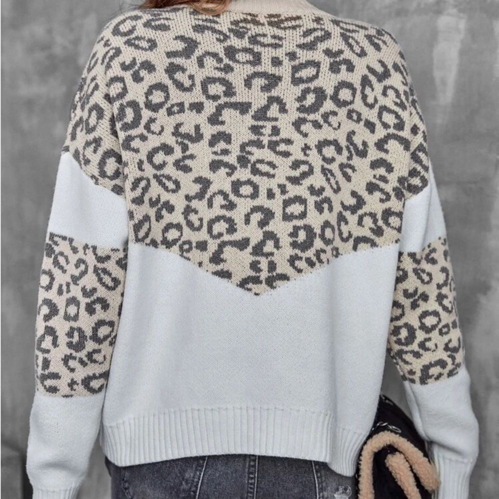 Trendy Sweater - Picture 7 of 7